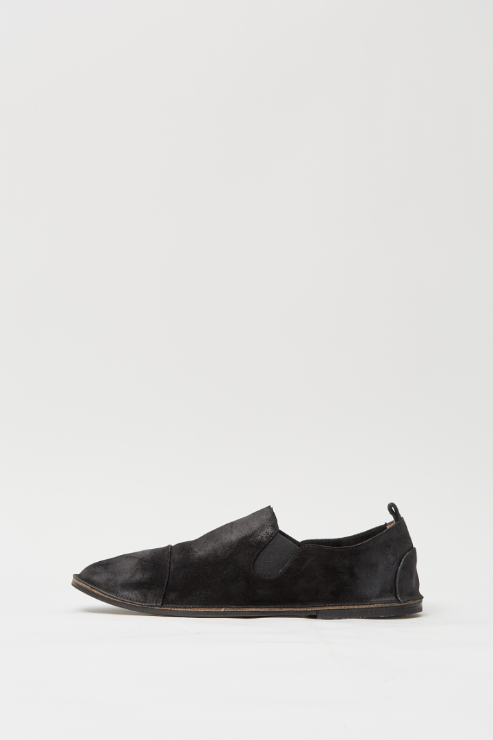 Strasacco Slip On - Black