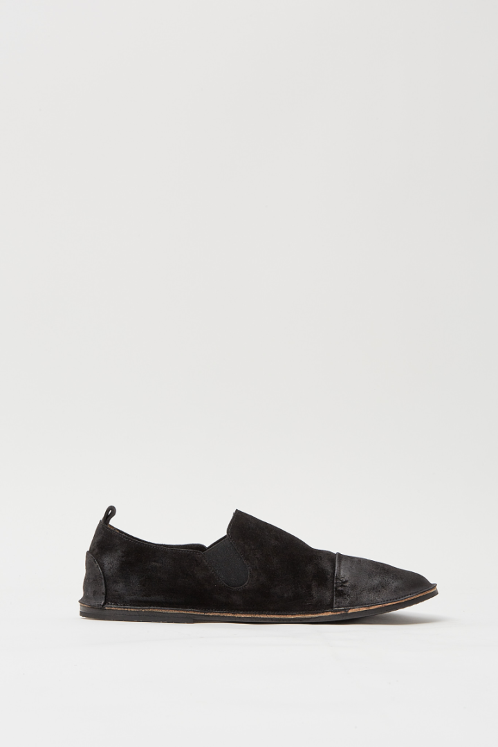 Strasacco Slip On - Black