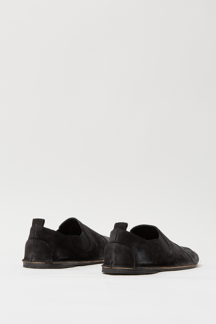 Strasacco Slip On - Black
