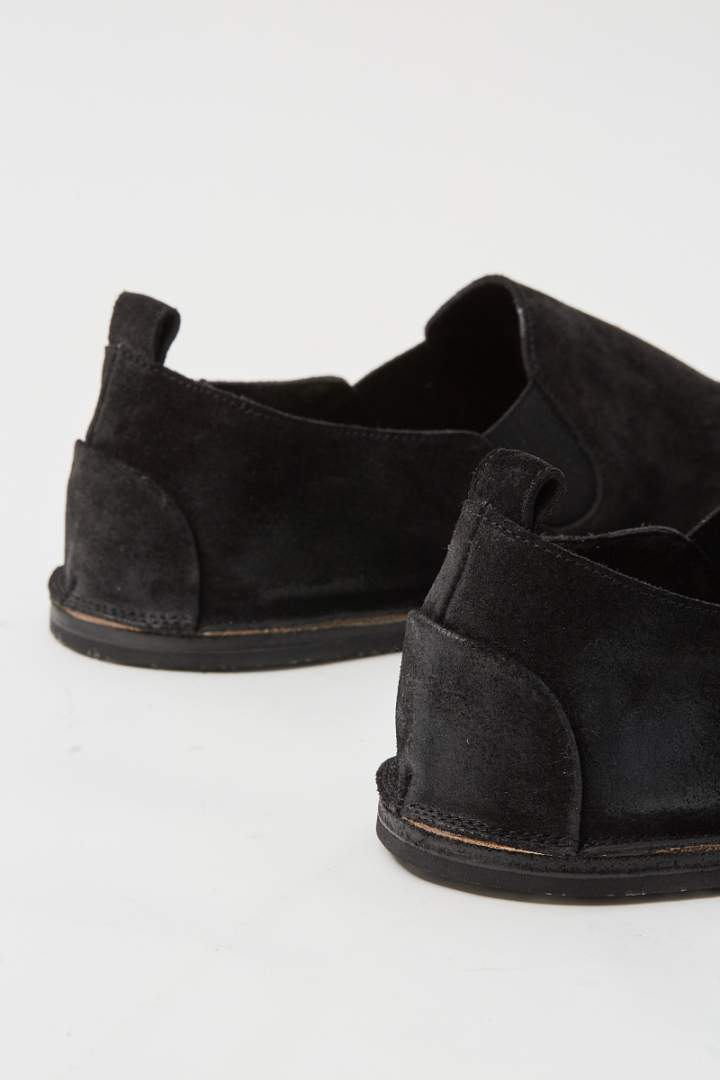 Strasacco Slip On - Black