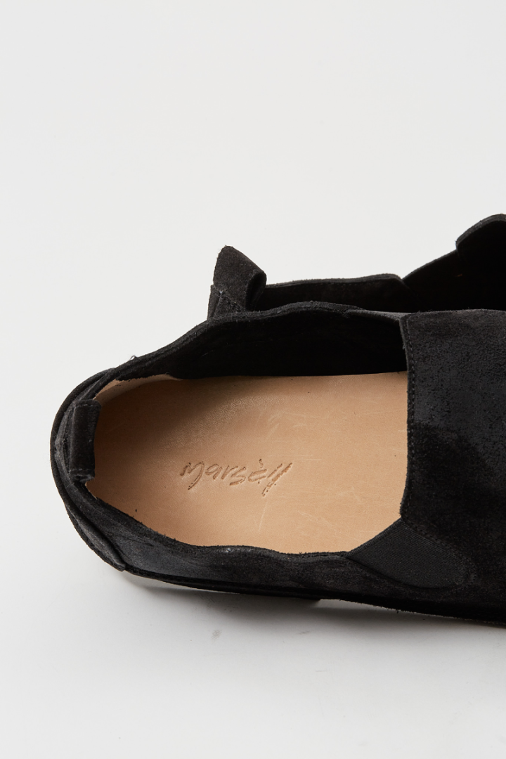 Strasacco Slip On - Black