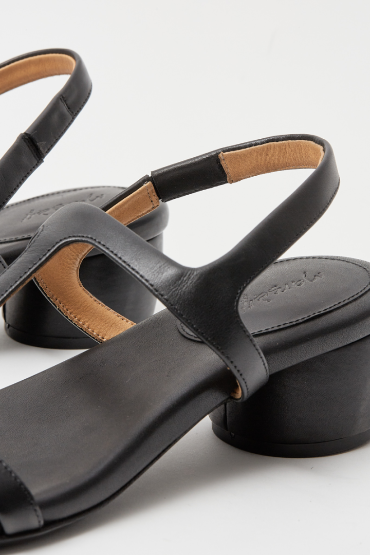 Otto Sandal - Black