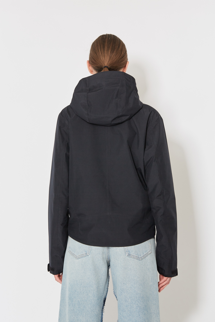 x Salomon Rain Jacket - Black