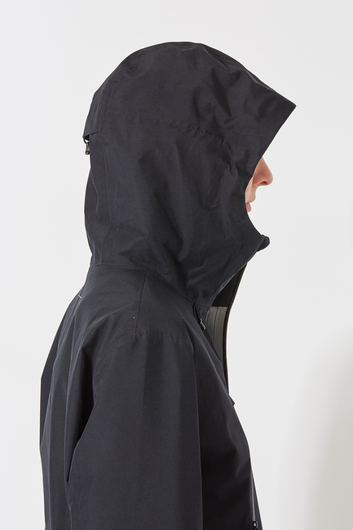 x Salomon Rain Jacket - Black