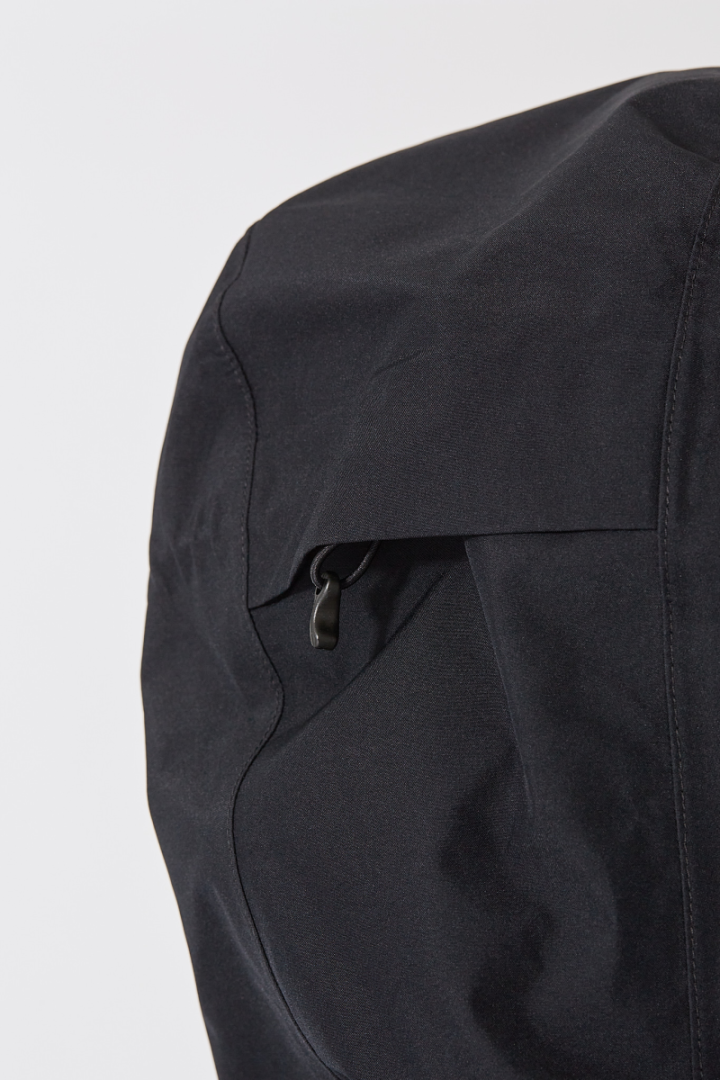 x Salomon Rain Jacket - Black
