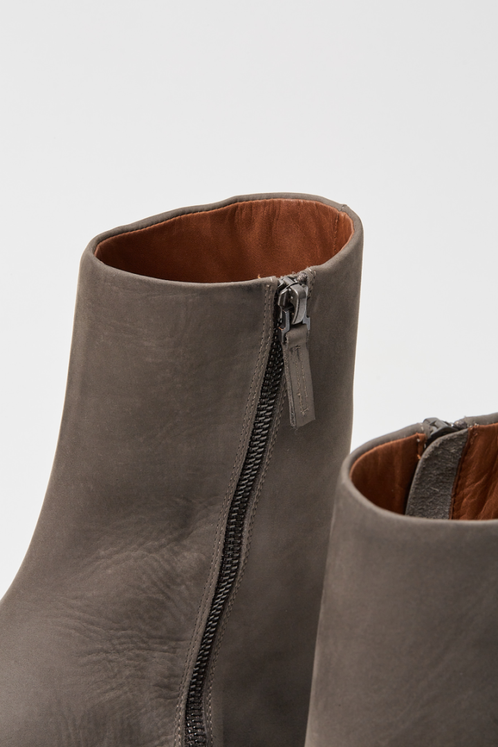 Tronchetto Boots - Grey