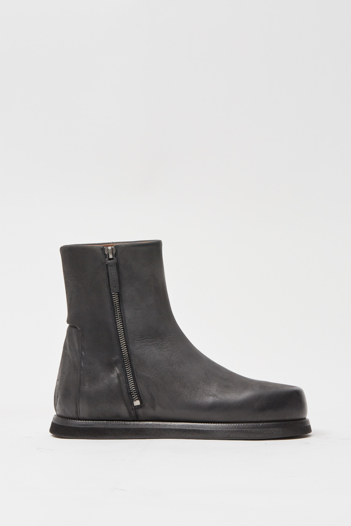 Tronchetto Boots - Black