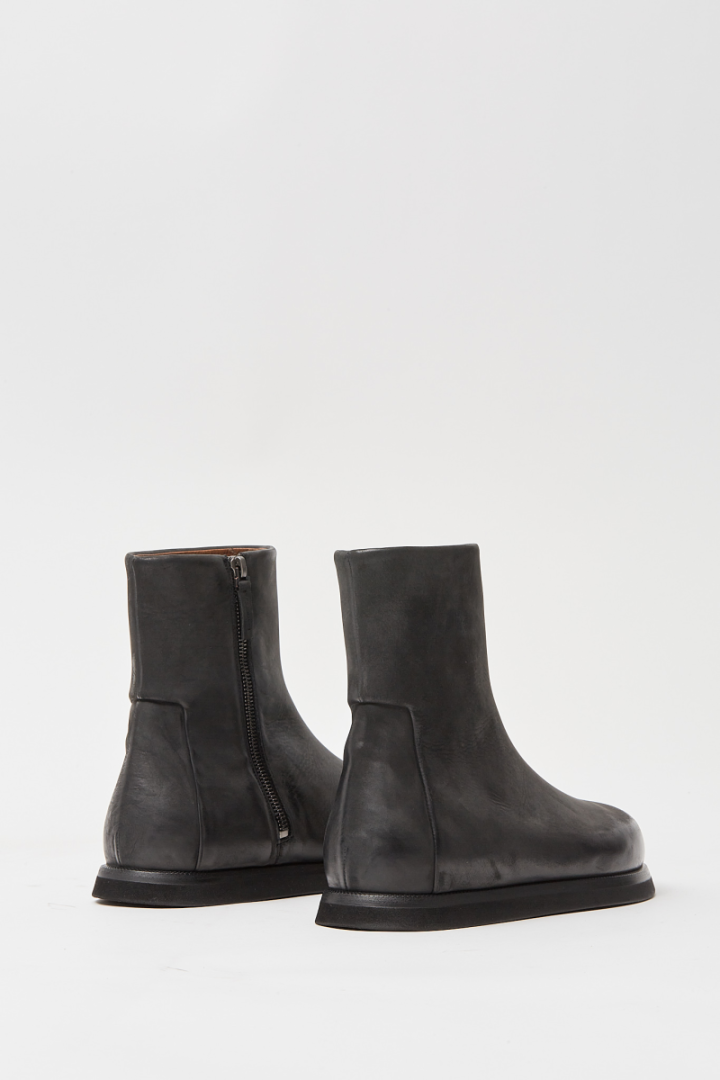 Tronchetto Boots - Black
