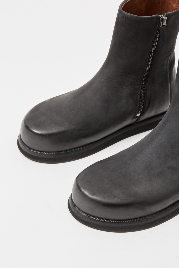 Tronchetto Boots - Black
