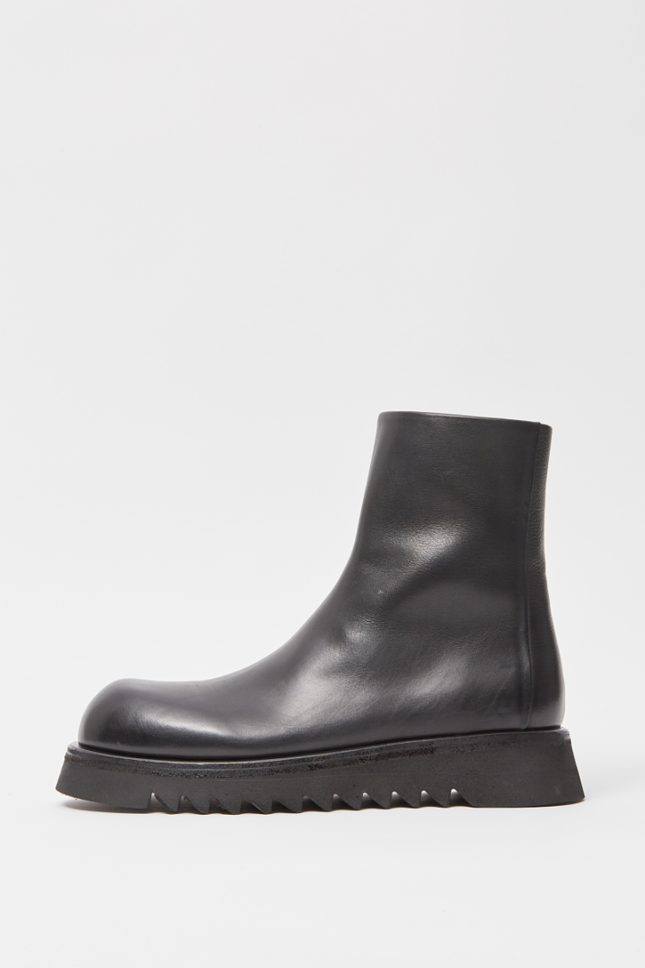 Tronchetto Boots - Black