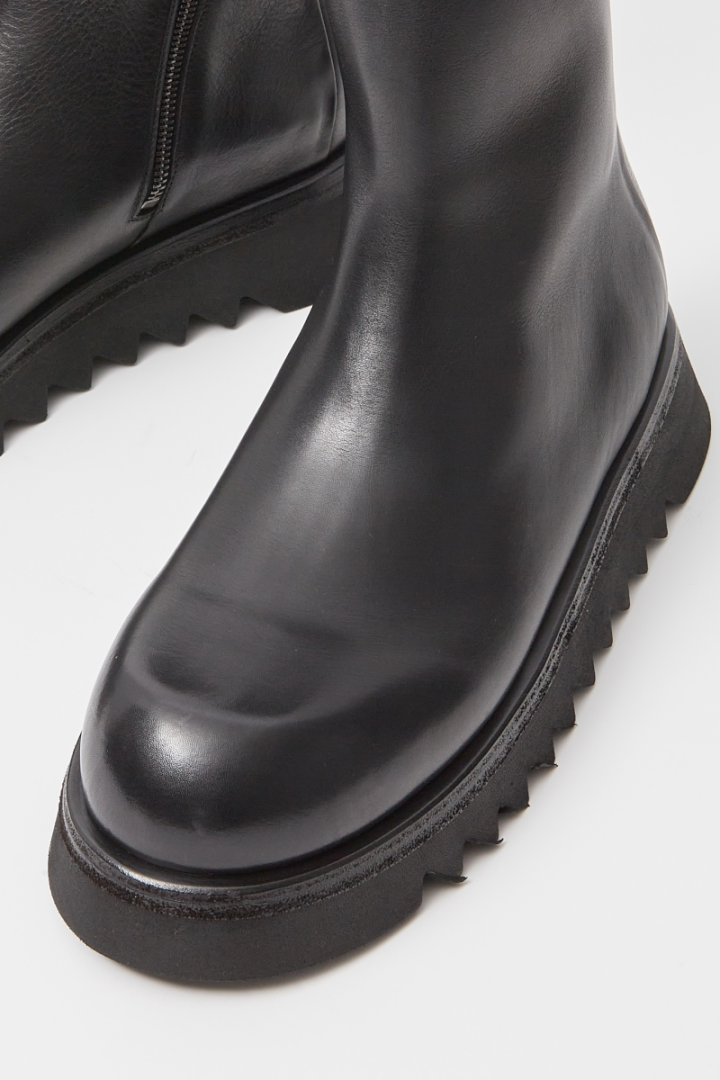 Tronchetto Boots - Black