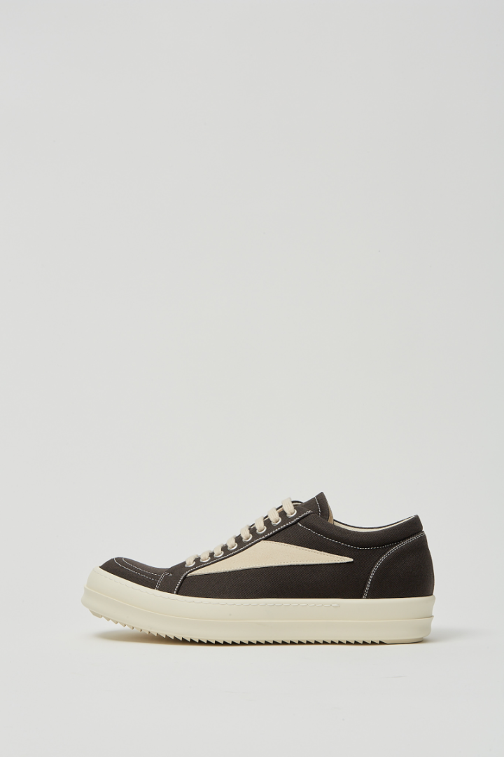 Vintage Sneaker - Washed Black/Off White