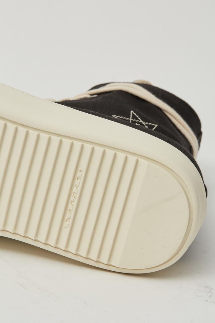 Sneaks - Black/Off White