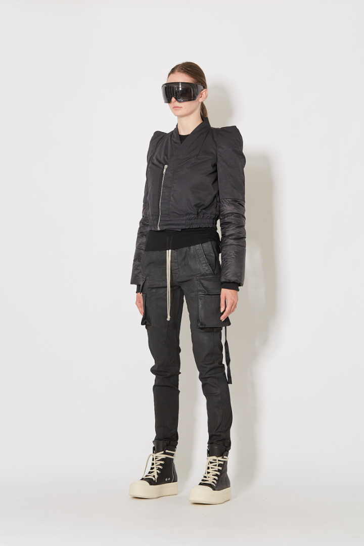 Metro Bomber - Black