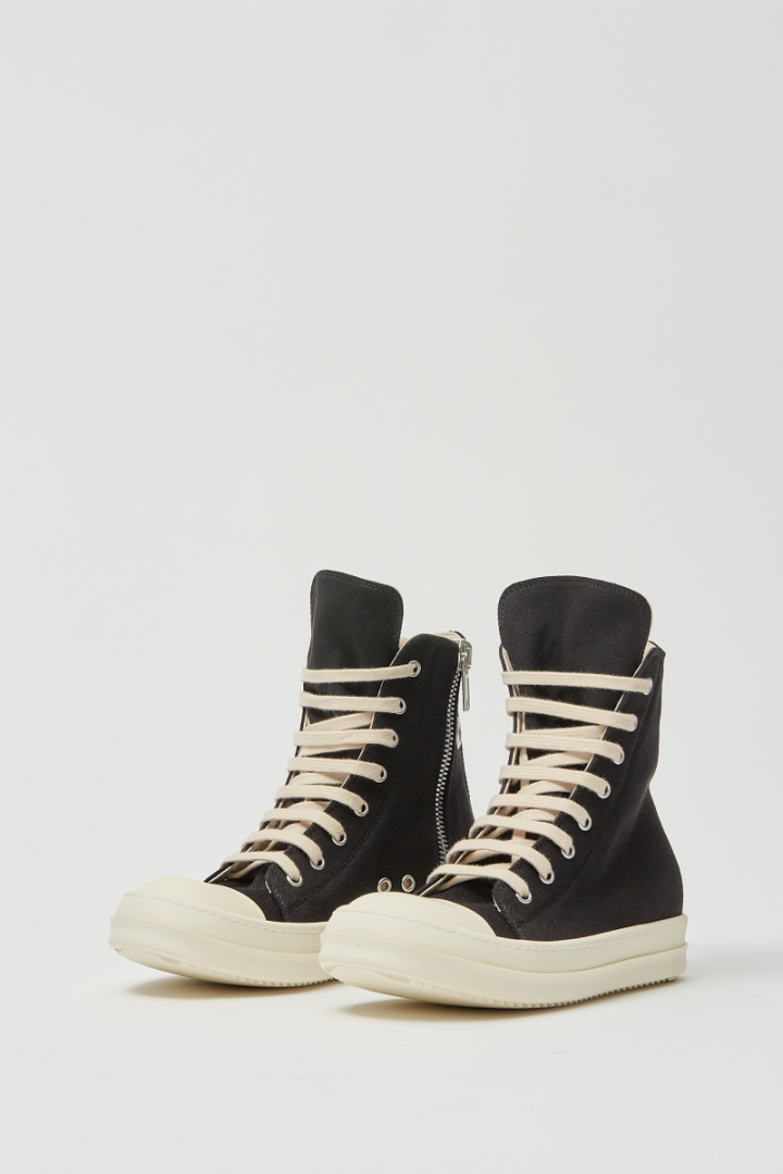 Sneaks - Black/Off White