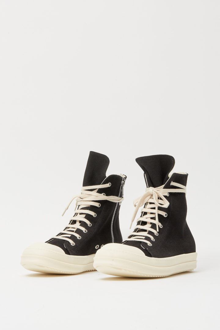 Sneaks - Black/Off White