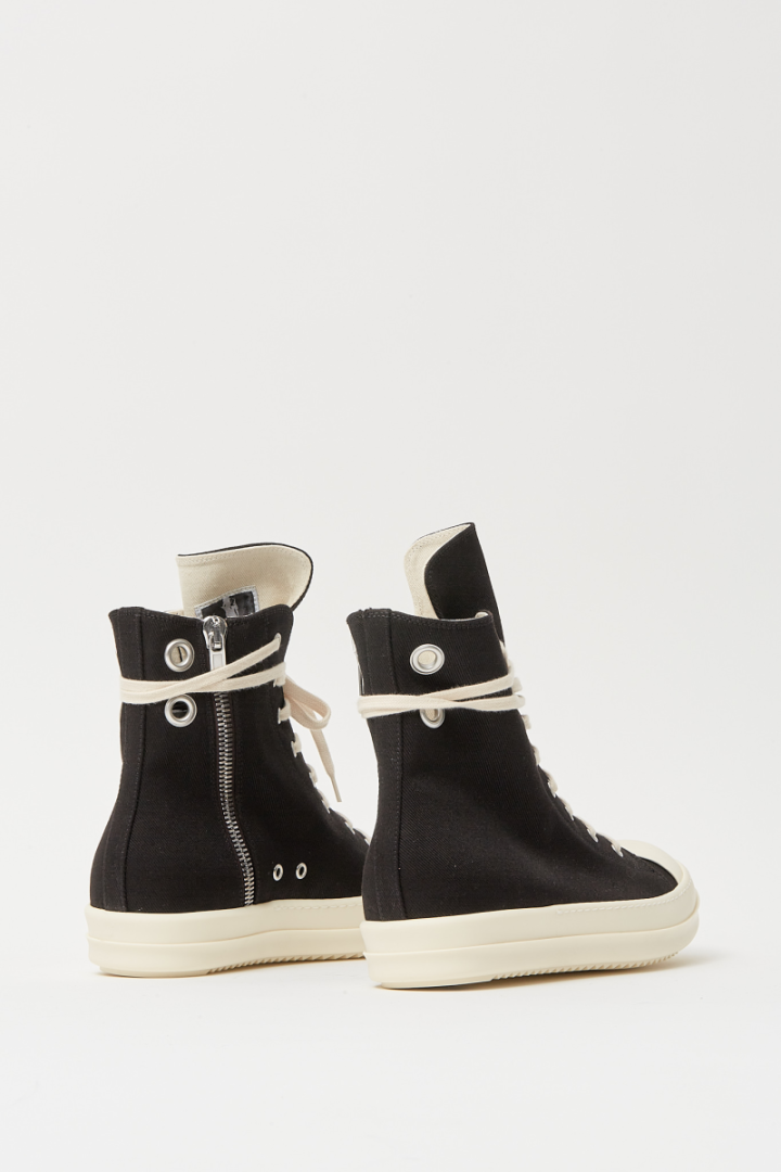 Sneaks - Black/Off White