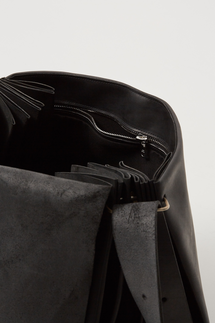 Medium Expandable Accordion Bag - Black