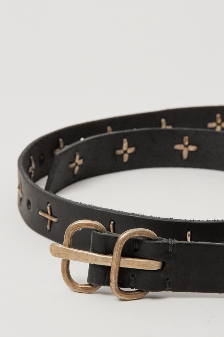“+” Studded Double Oval Buckle Med - Black