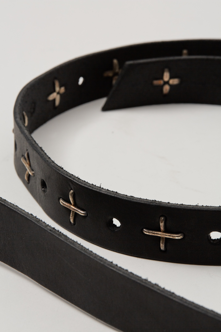 “+” Studded Double Oval Buckle Med - Black