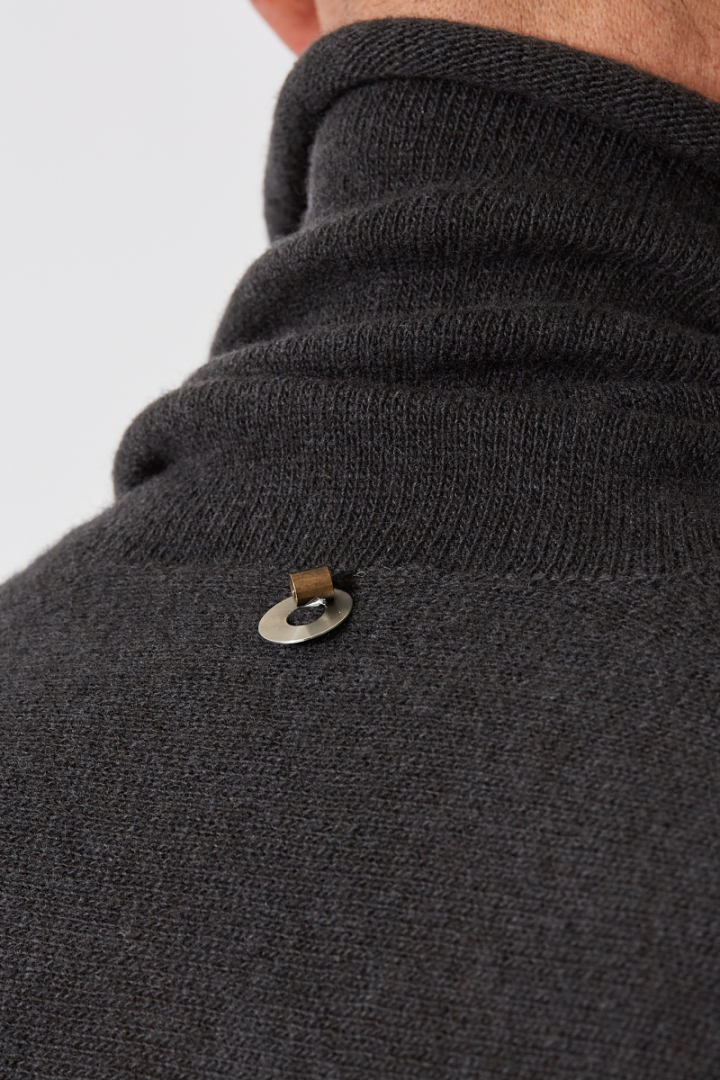 Turtle Neck Arched Shoulder Sweater - Grey