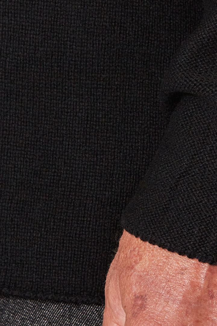 High Neck Pullover - Black High Neck Pullover - Black