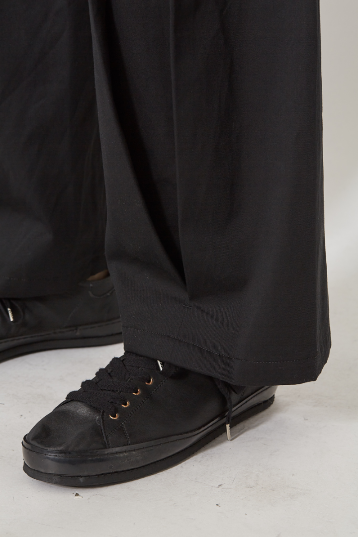 Box Pleat Trouser - Black