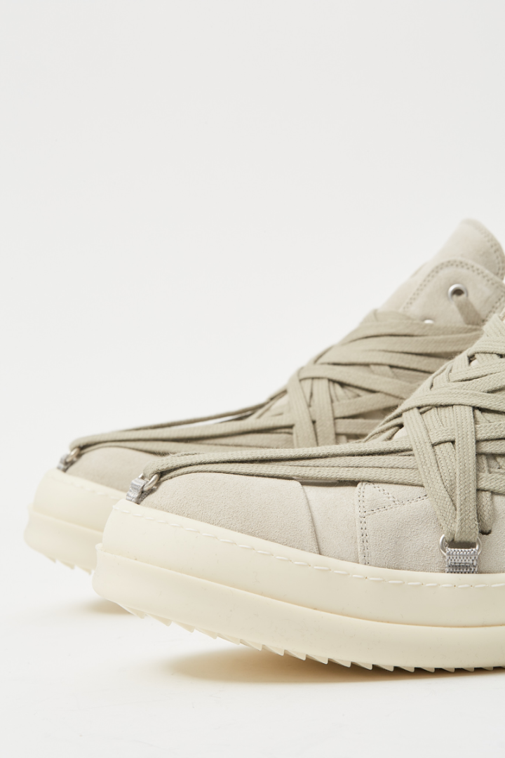 Megalaced Low Sneaks - Off White