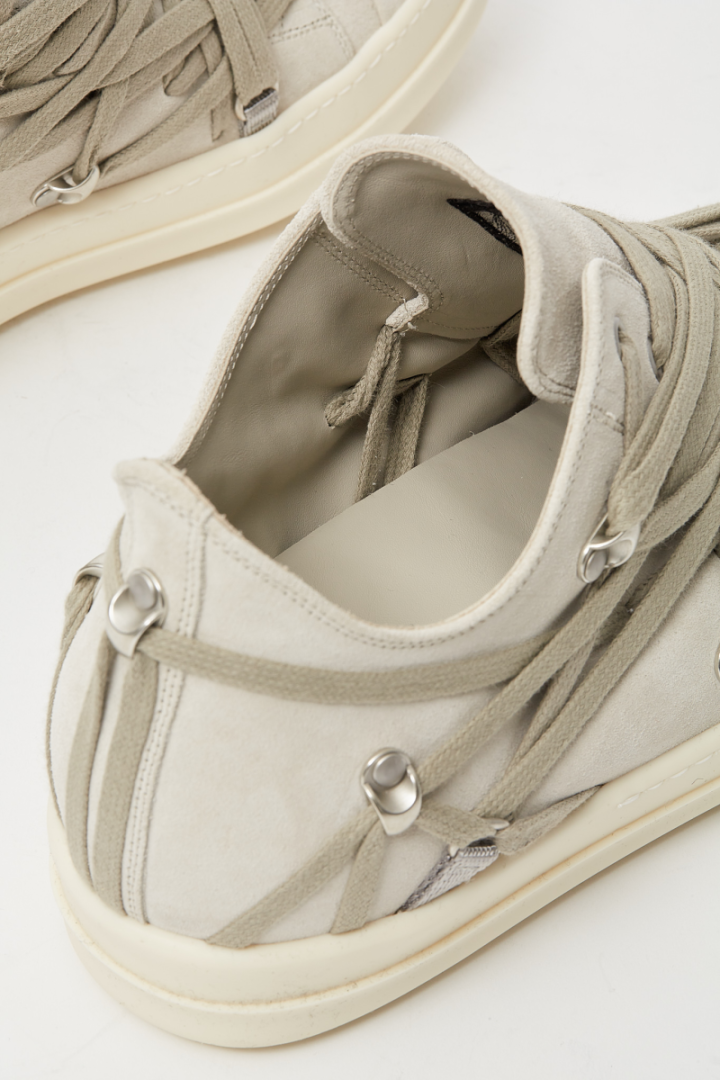 Megalaced Low Sneaks - Off White