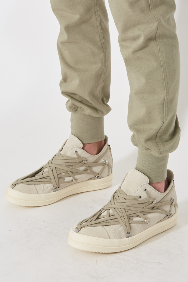 Megalaced Low Sneaks - Off White