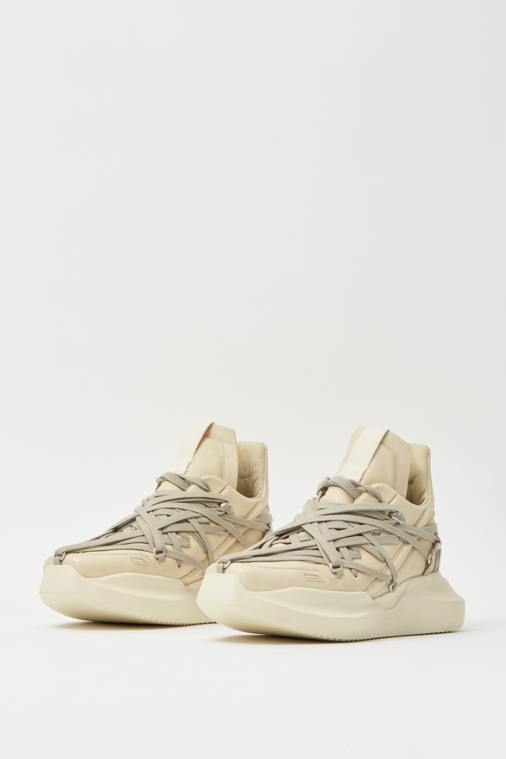 Megalaced Geth Runner - Off White