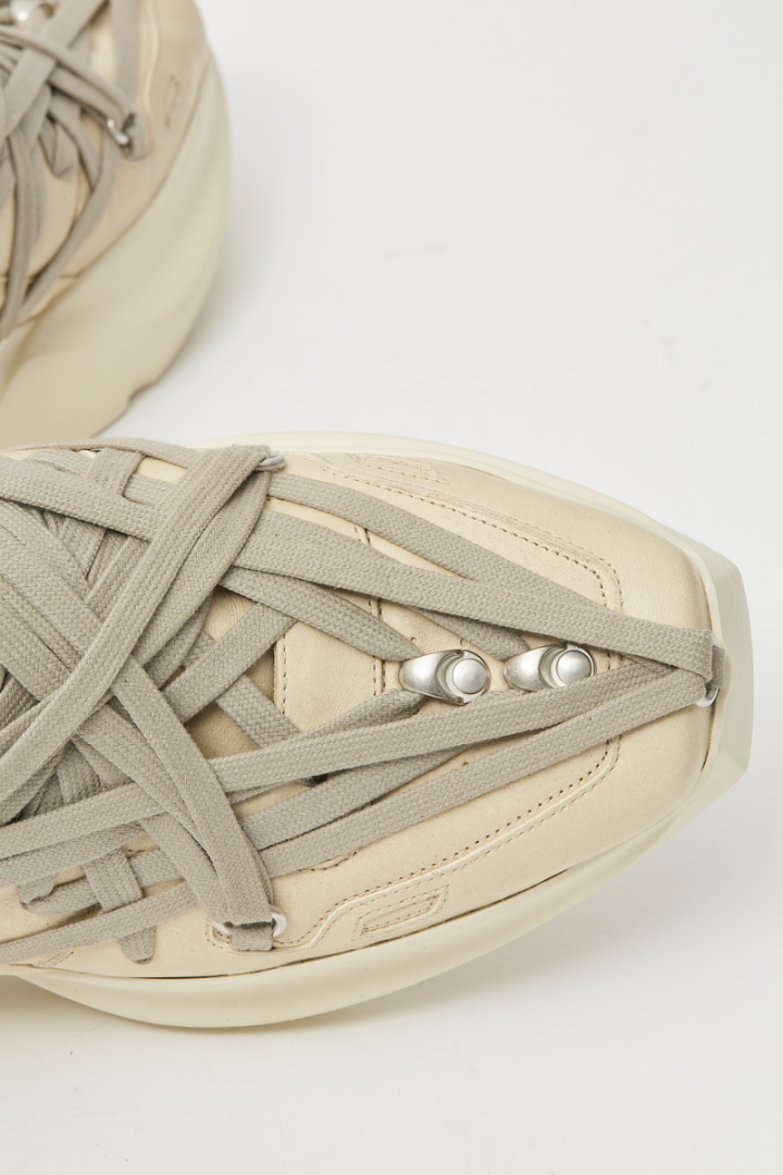 Megalaced Geth Runner - Off White