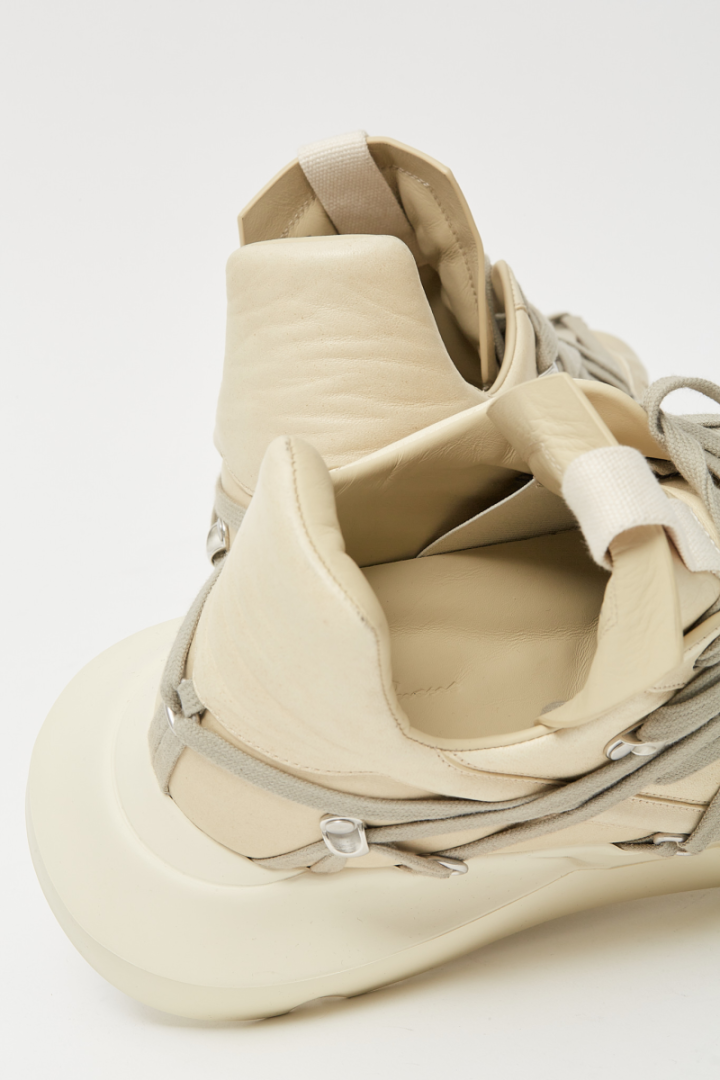Megalaced Geth Runner - Off White