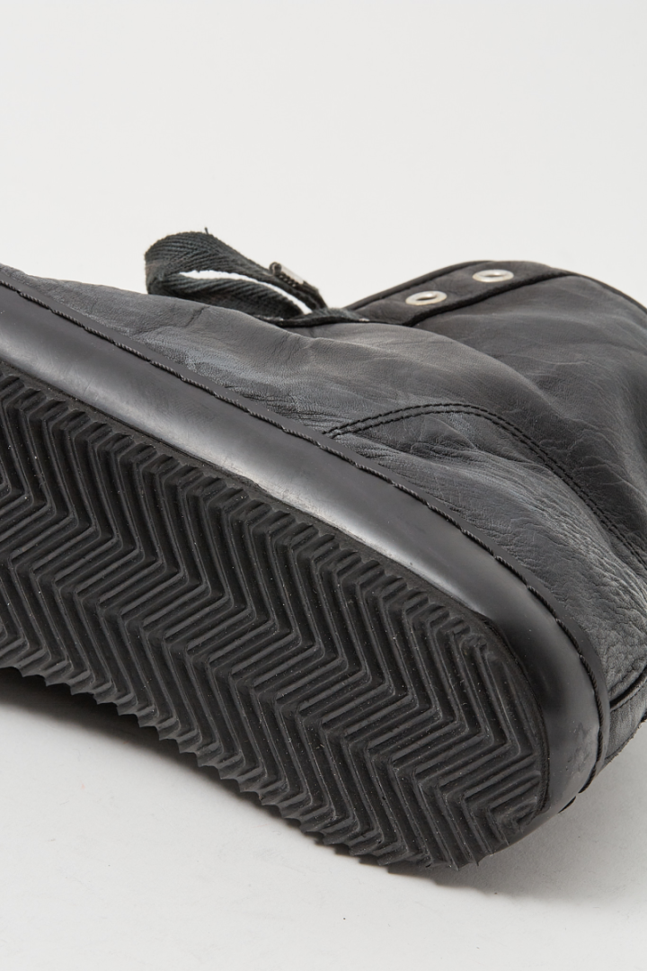 21 High Sneaker - Off Black 21 High Sneaker - Off Black