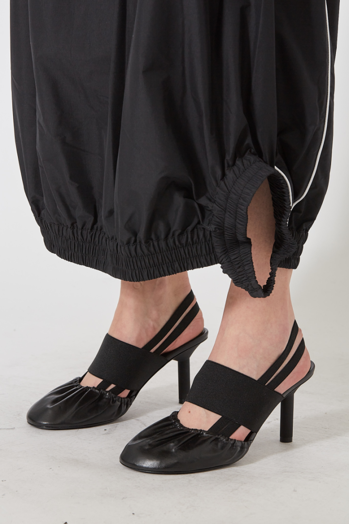 Fuseau Track Skirt - Black