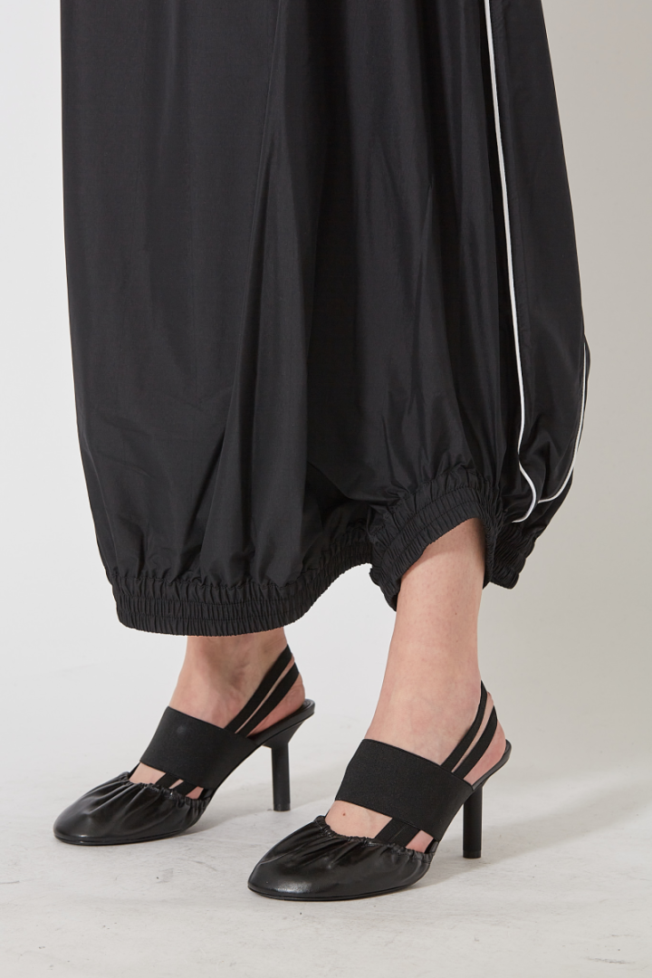 Fuseau Track Skirt - Black
