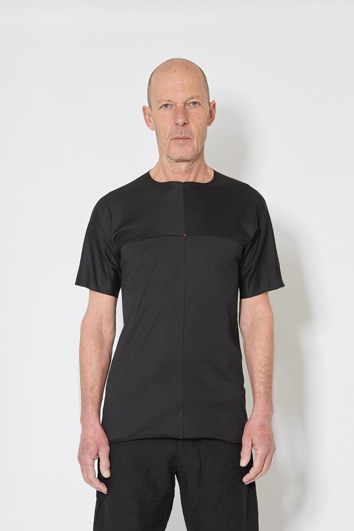 One Piece Short Sleeve T-Shirt - Black