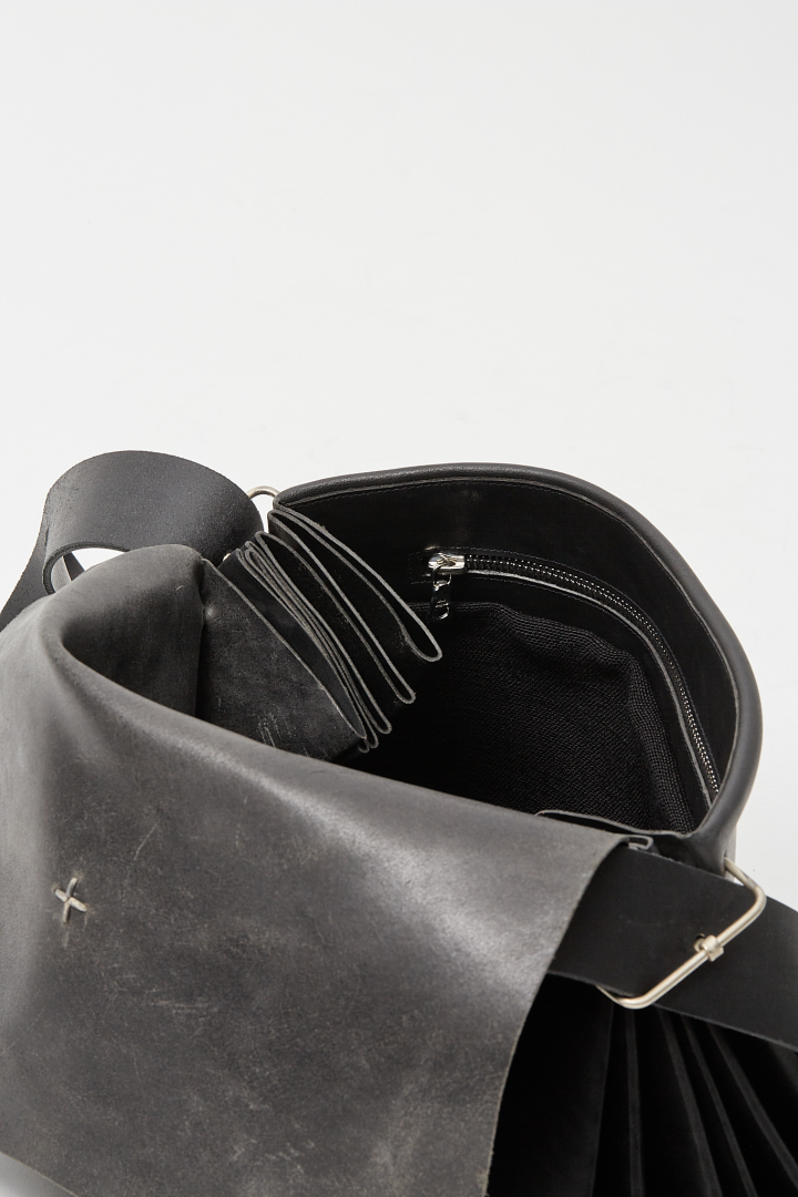 Small Expandable Accordion Bag - Black