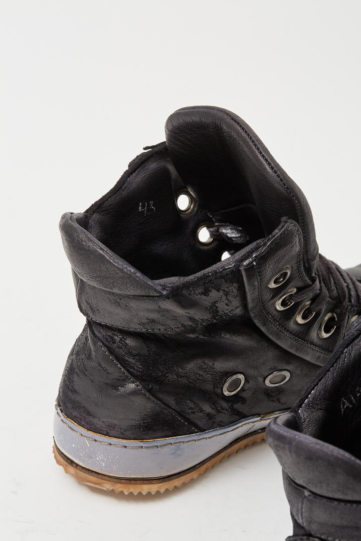 019 Classic Sneaker - Black/White 019 Classic Sneaker - Black/White