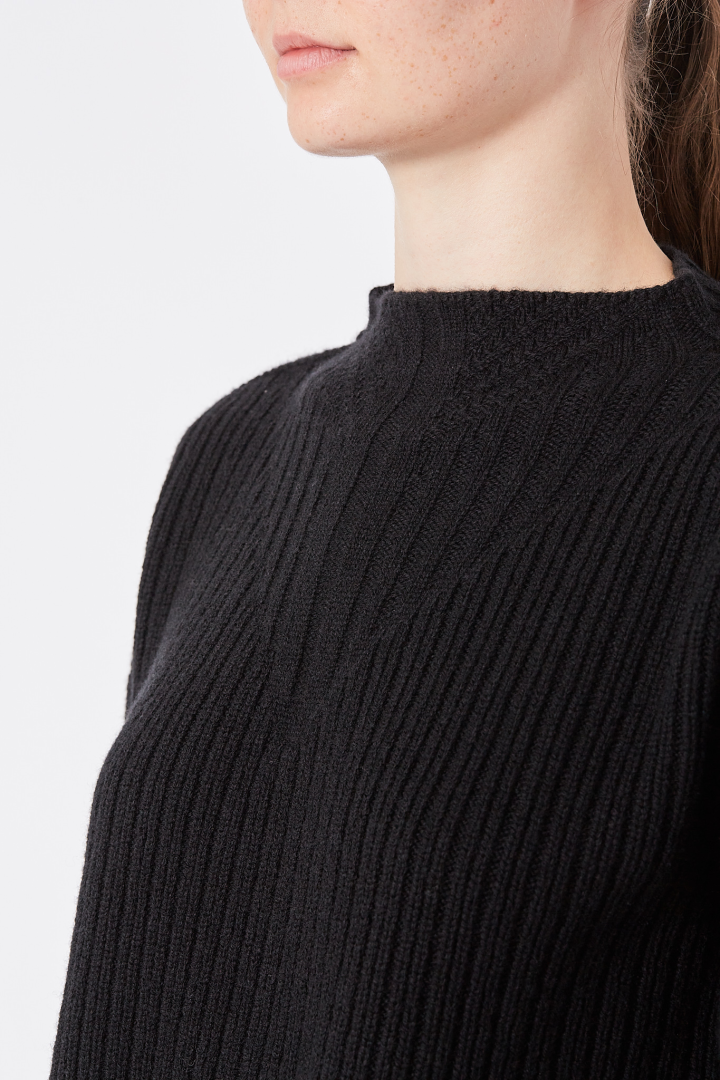 Knit Sweater Fisherman Round Neck - Black