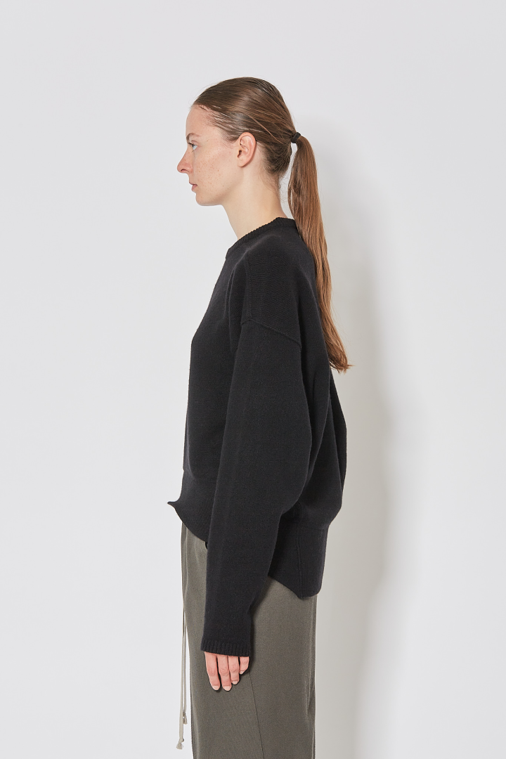 Round Neck - Black
