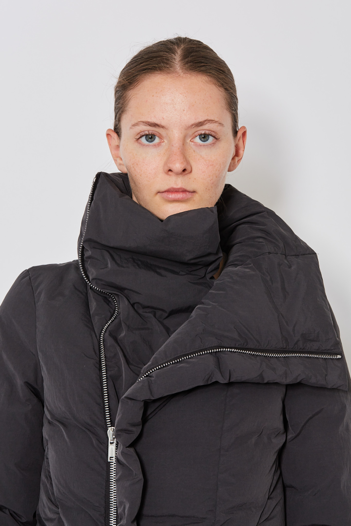 Naska Duvet Down Jacket - Black