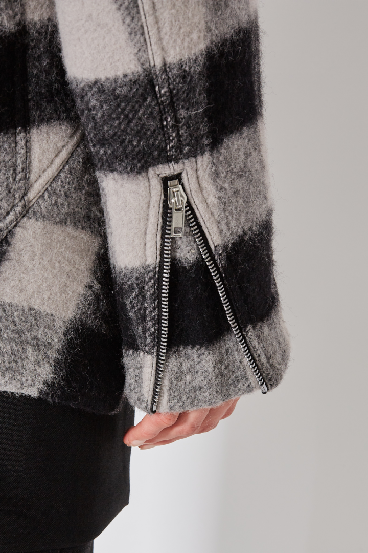 Exploder Jkt - Black Plaid