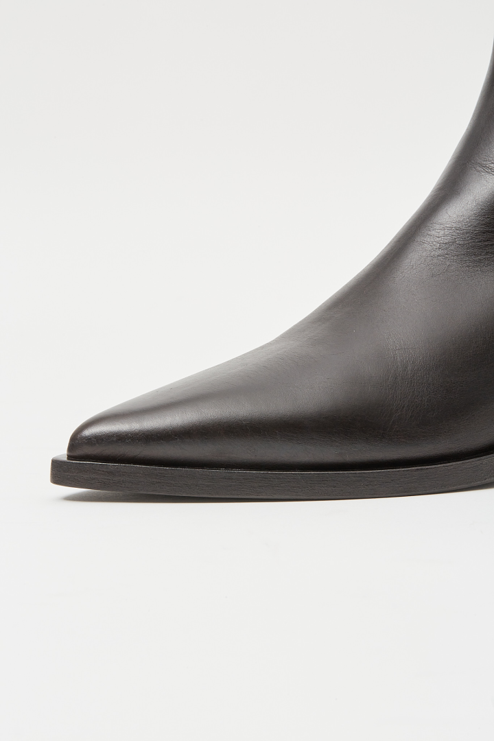 Stuzzichello - Dark Brown