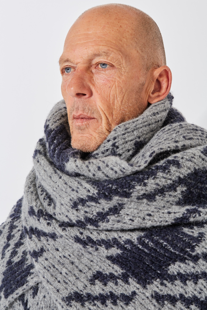 Magenta Scarf - Navy