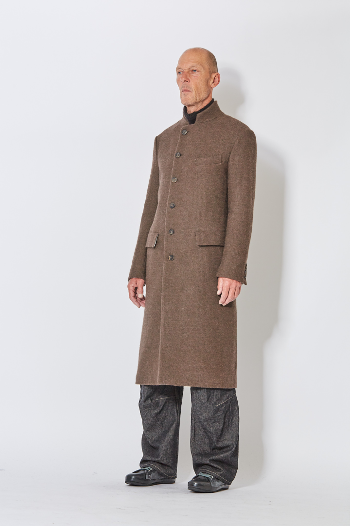 Clergy Coat Limited 12 - Marron Clergy Coat Limited 12 - Marron
