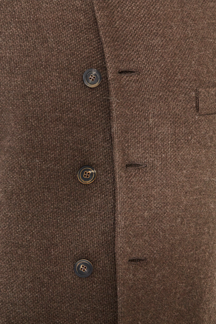 Clergy Coat Limited 12 - Marron Clergy Coat Limited 12 - Marron