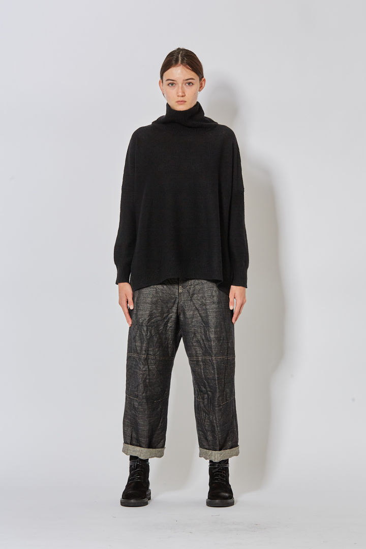 Oversized Turtle Neck Pullover - Black Oversized Turtle Neck Pullover - Black