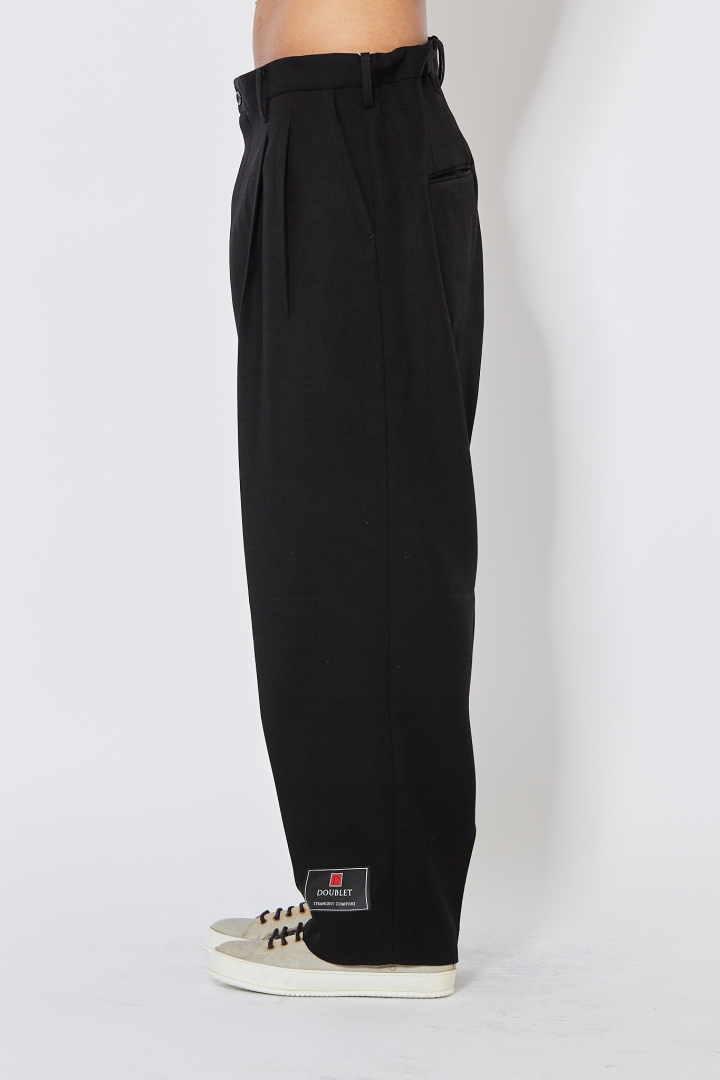 Common Cutting Tailored Trousers - Black