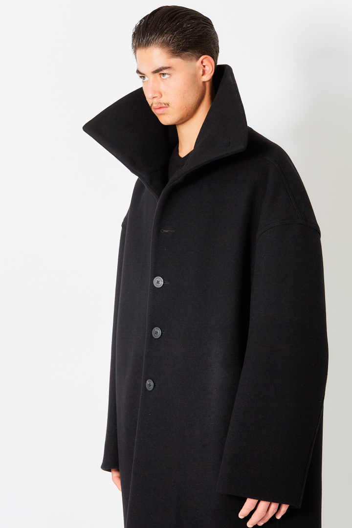 Dracucollar Coat - Black